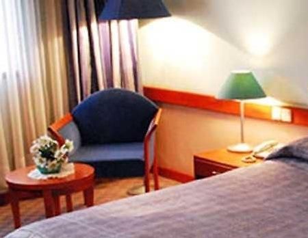 Tori Hotell Tbilisi Rom bilde